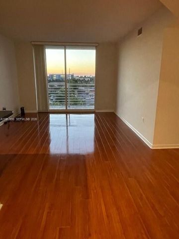 2775 NE 187th Street 512, Aventura, FL 33180
