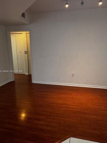2775 NE 187th Street 512, Aventura, FL 33180