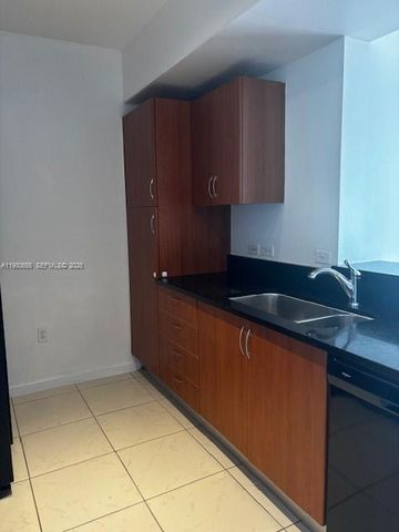 2775 NE 187th Street 512, Aventura, FL 33180