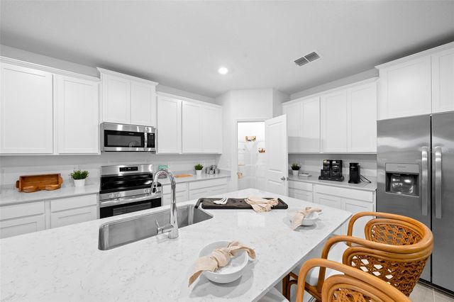 14192 NW CONVERGENCE BOULEVARD, Alachua, FL 32615