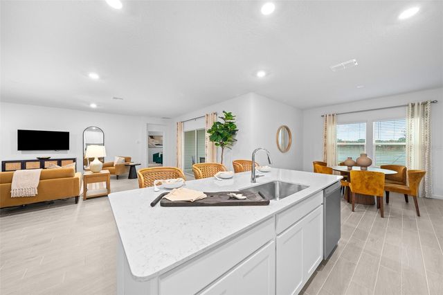 14192 NW CONVERGENCE BOULEVARD, Alachua, FL 32615