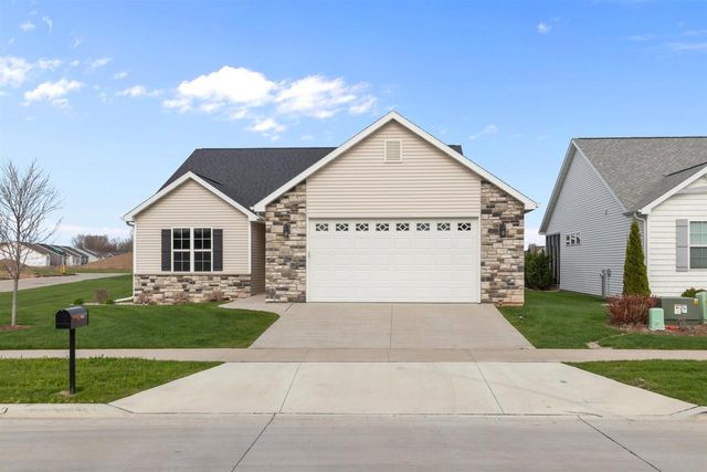 4647 N CHERRYVALE AVENUE, Appleton, WI 54913