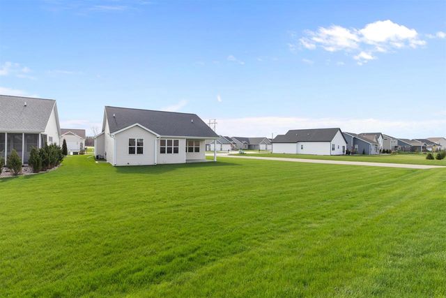 4647 N CHERRYVALE AVENUE, Appleton, WI 54913