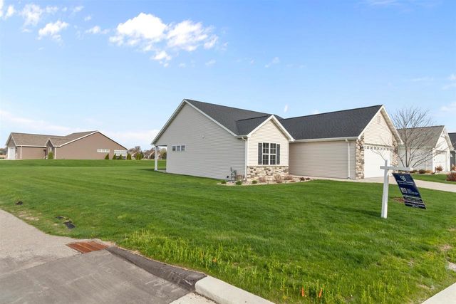 4647 N CHERRYVALE AVENUE, Appleton, WI 54913