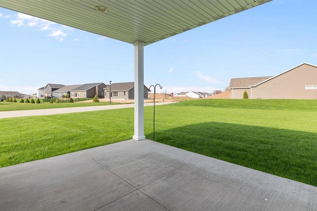 4647 N CHERRYVALE AVENUE, Appleton, WI 54913