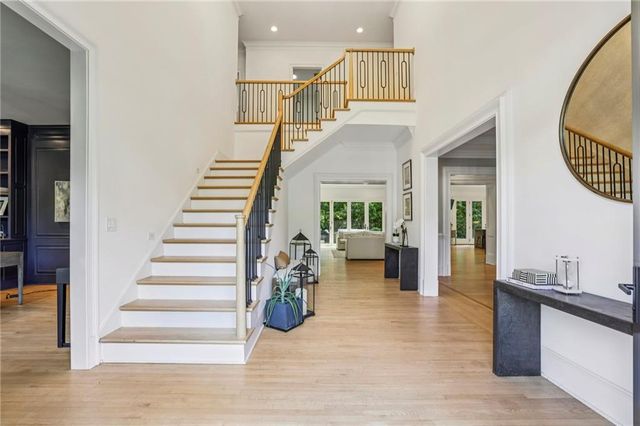 425 Laurel Chase Court, Sandy Springs, GA 30327