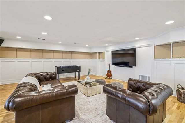 425 Laurel Chase Court, Sandy Springs, GA 30327