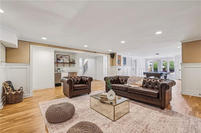 425 Laurel Chase Court, Sandy Springs, GA 30327