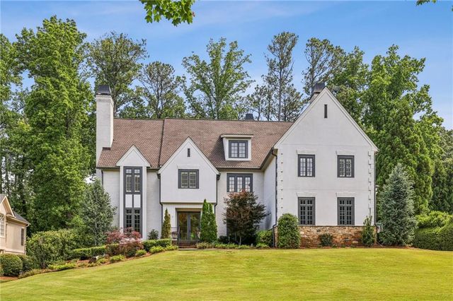 425 Laurel Chase Court, Sandy Springs, GA 30327
