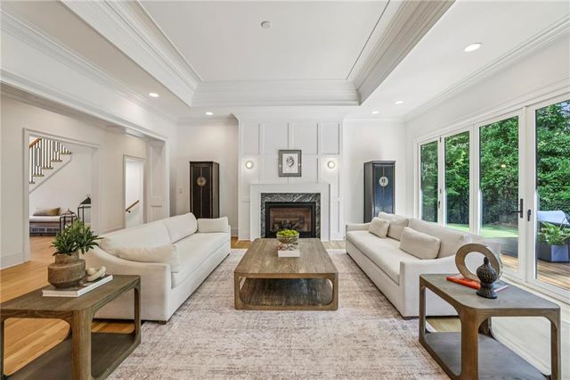 425 Laurel Chase Court, Sandy Springs, GA 30327