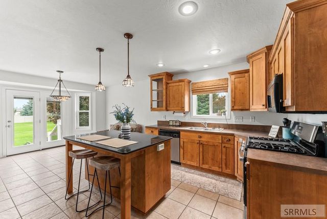 1010 Rimrock Canyon Road, Shelley, ID 83274