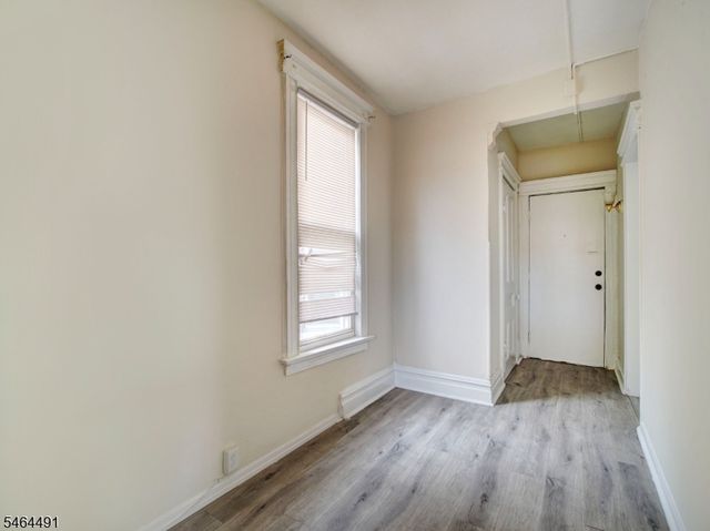 324 Clifton Ave, Newark City, NJ 07104