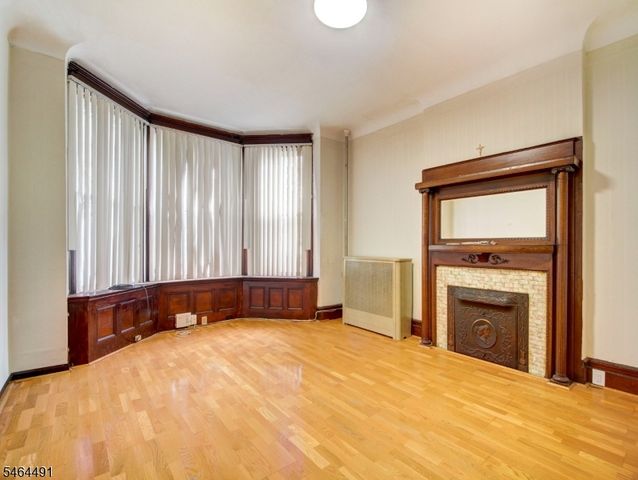 324 Clifton Ave, Newark City, NJ 07104