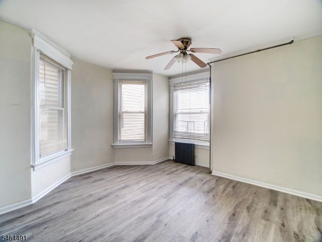 324 Clifton Ave, Newark City, NJ 07104