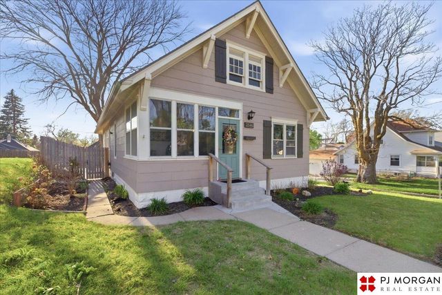 2546 N 63rd Street, Omaha, NE 68104