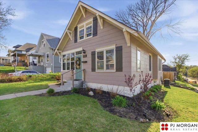 2546 N 63rd Street, Omaha, NE 68104