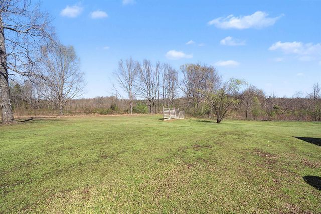 1788 NICHOLS RD, Guys, TN 38339