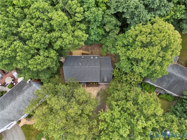 1413 Walton Bluff Ter, Midlothian, VA 23114