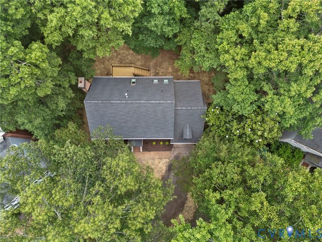 1413 Walton Bluff Ter, Midlothian, VA 23114