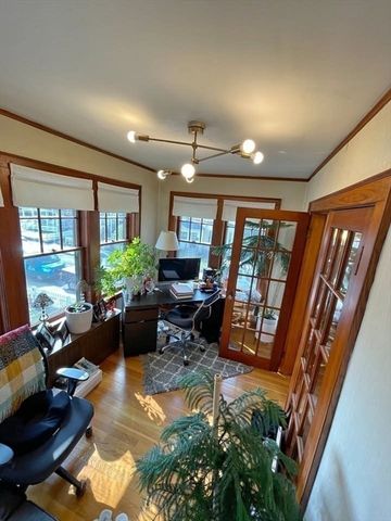 22 Bayard St, Boston, MA 02134