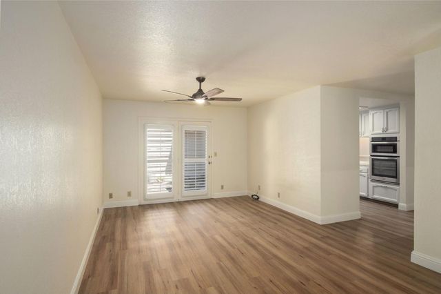 6185 N West Avenue, Fresno, CA 93711