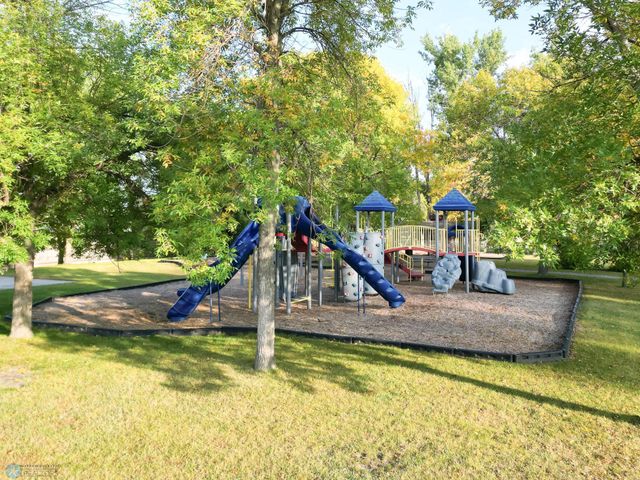 3517 12TH Street S, Moorhead, MN 56560