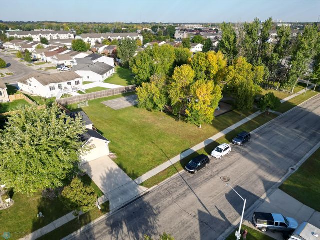 3517 12TH Street S, Moorhead, MN 56560