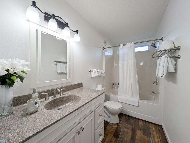 3517 12TH Street S, Moorhead, MN 56560