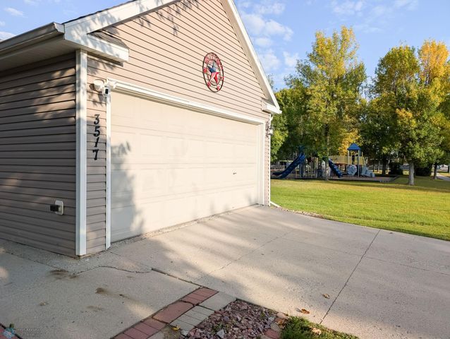 3517 12TH Street S, Moorhead, MN 56560