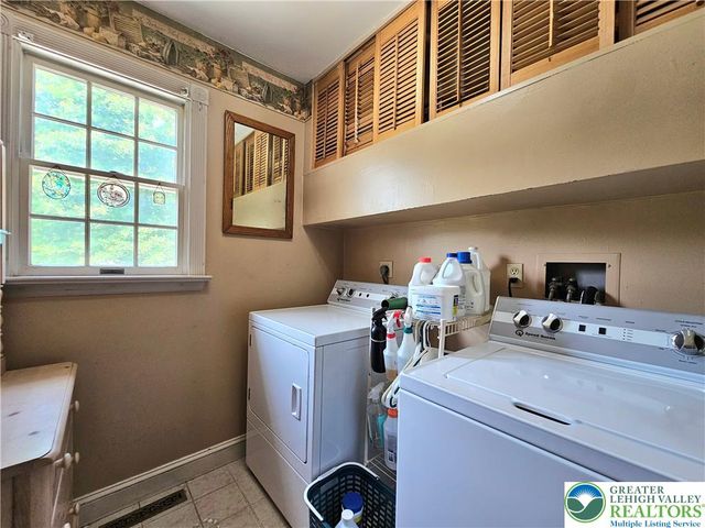881 Gove Road, Bushkill Twp, PA 18064