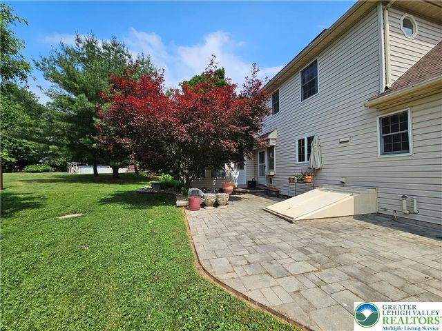 881 Gove Road, Bushkill Twp, PA 18064