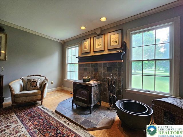 881 Gove Road, Bushkill Twp, PA 18064