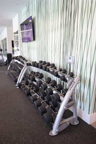 8201 NW 41st St D-402, Doral, FL 33166