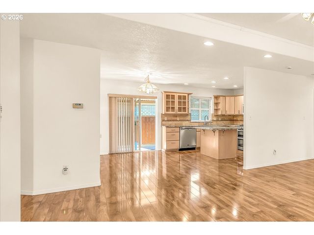 2225 First St, Columbia City, OR 97018