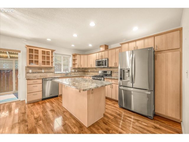 2225 First St, Columbia City, OR 97018