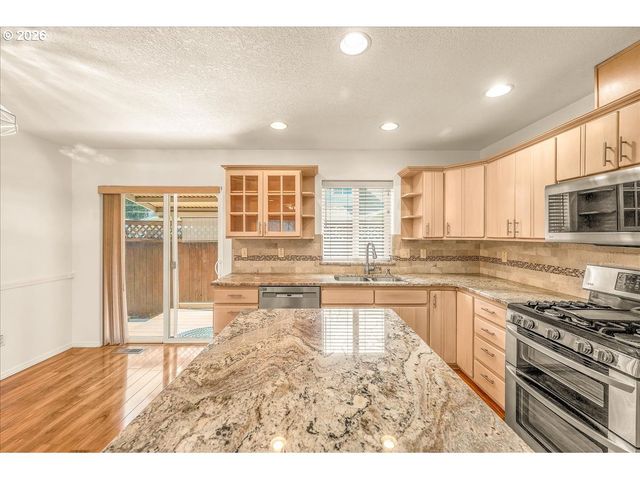 2225 First St, Columbia City, OR 97018