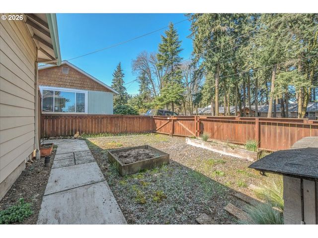 2225 First St, Columbia City, OR 97018