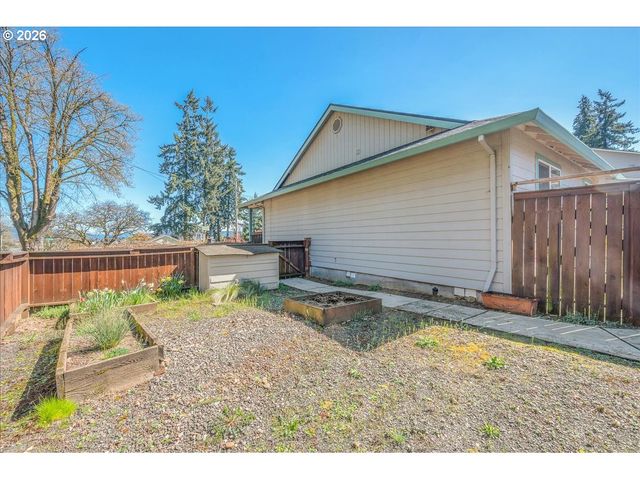 2225 First St, Columbia City, OR 97018