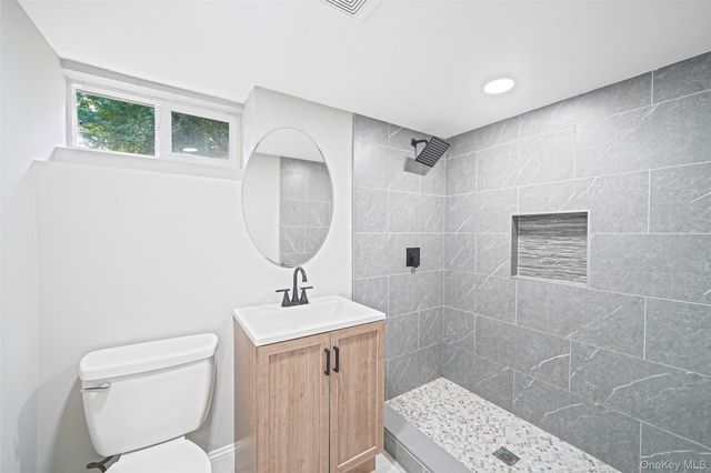 132 Smith Avenue, Holbrook, NY 11741