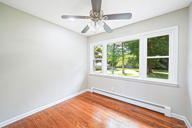 132 Smith Avenue, Holbrook, NY 11741