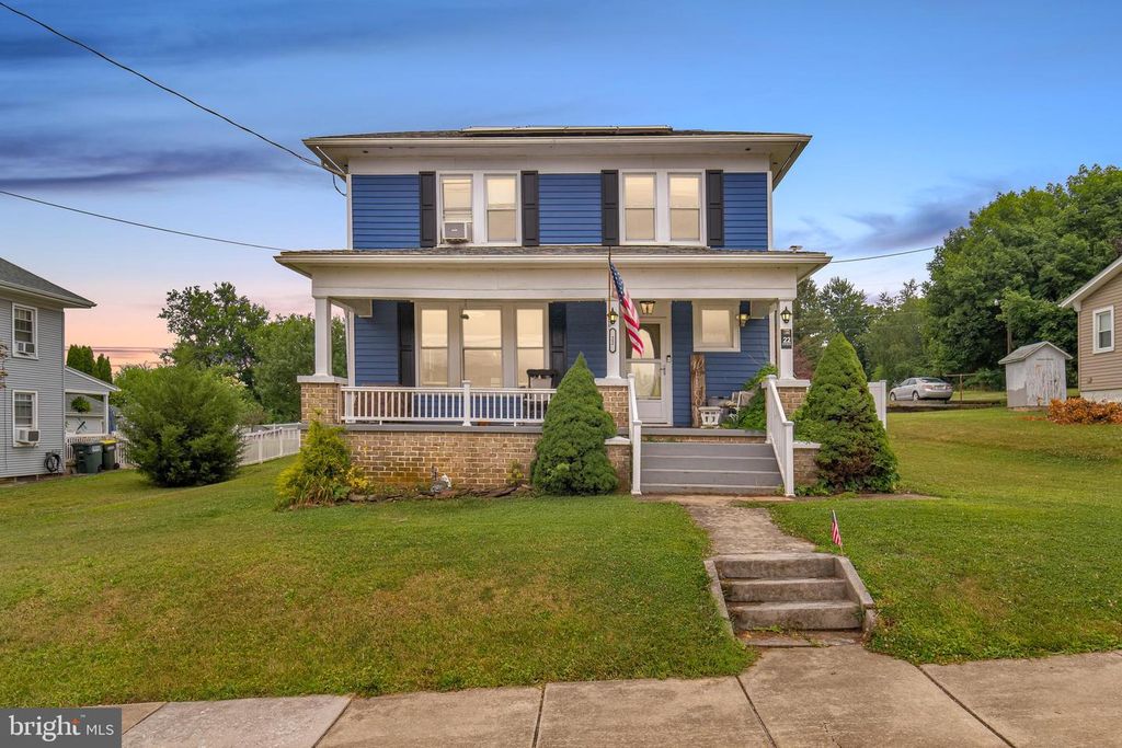 22 S MAIN ST, Wrightsville, PA 17368