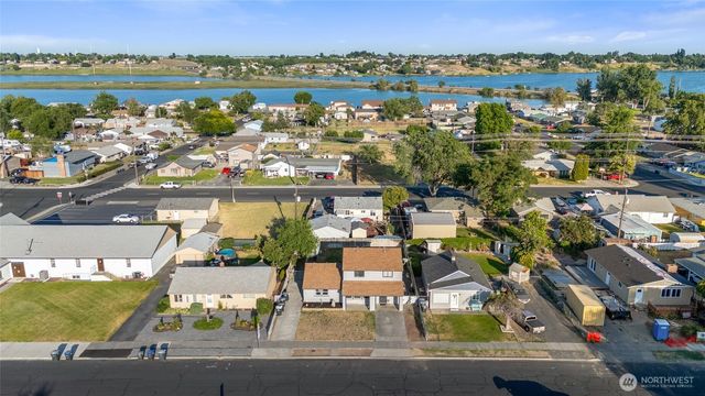 2417 W Texas Street, Moses Lake, WA 98837