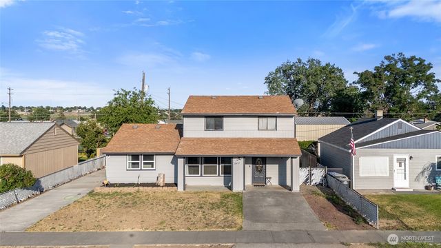 2417 W Texas Street, Moses Lake, WA 98837
