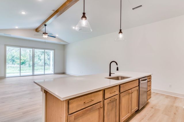 5591 Wandering Way, Maize, KS 67101