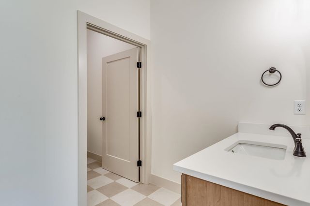 5591 Wandering Way, Maize, KS 67101