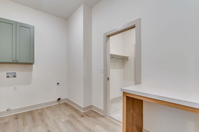 5591 Wandering Way, Maize, KS 67101