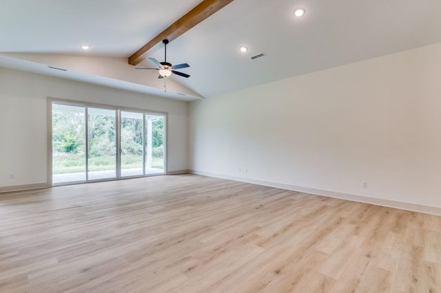 5591 Wandering Way, Maize, KS 67101