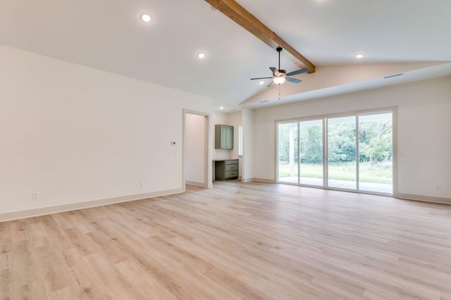 5591 Wandering Way, Maize, KS 67101