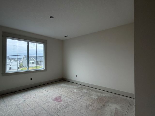 1335 NW Yorktown Drive, Waukee, IA 50263