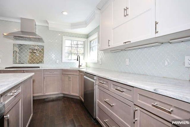 88 Alberta Drive, Saddle Brook, NJ 07663